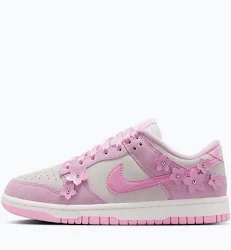 Nike Dunk Low SE 'Florette' Women's Shoes